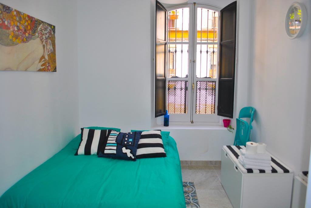 Triana Pelay Suites Sewilla Zewnętrze zdjęcie
